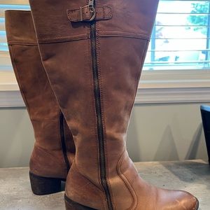 Born Wide Calf Buttery Brown Leather Gently Used Size 11M